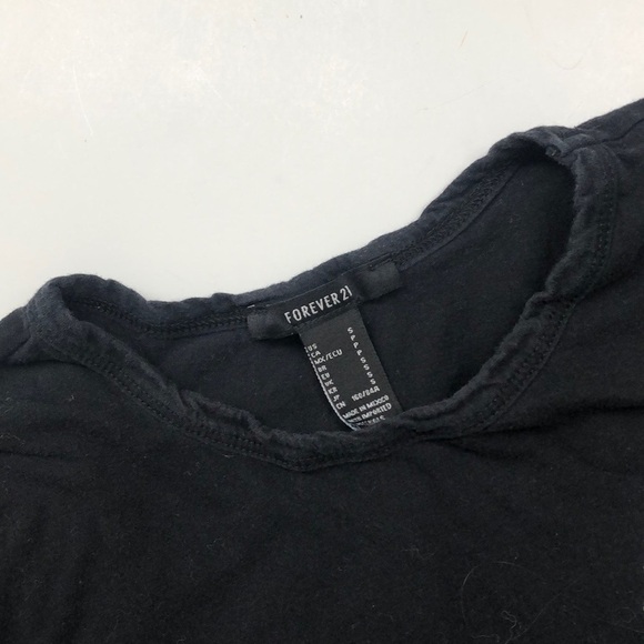 Forever 21 rose graphic crop top - Picture 3 of 5